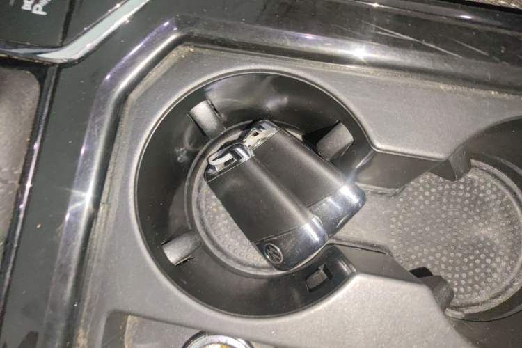Used Volkswagen Passat 2023 380TSI Luxury Edition Vehicle Key