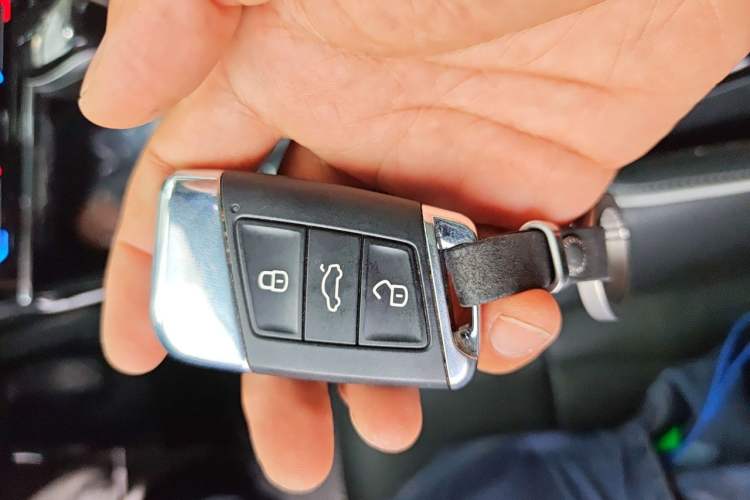 Used Volkswagen Passat 2023 330TSI Luxury Edition Vehicle Key