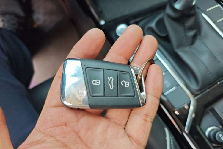 Used Volkswagen Passat 2023 Revised 280TSI Elite Edition Vehicle Key