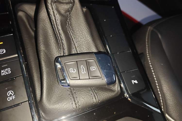 Used Volkswagen Passat 2023 330TSI Starry Elite Edition Vehicle Key
