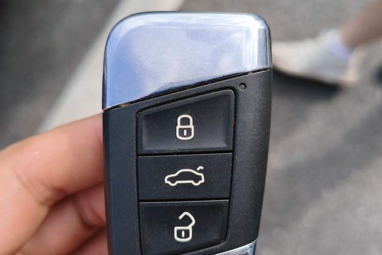 Used Volkswagen Passat 2023 330TSI Starry Elite Edition Vehicle Key