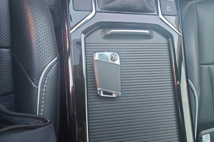 Used Volkswagen Passat 2023 Restyled 330TSI Starry Luxury Edition Vehicle Key
