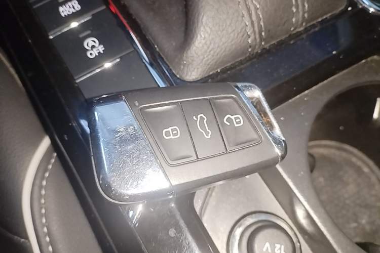 Used Volkswagen Passat 2023 330TSI Starry Elite Edition Vehicle Key