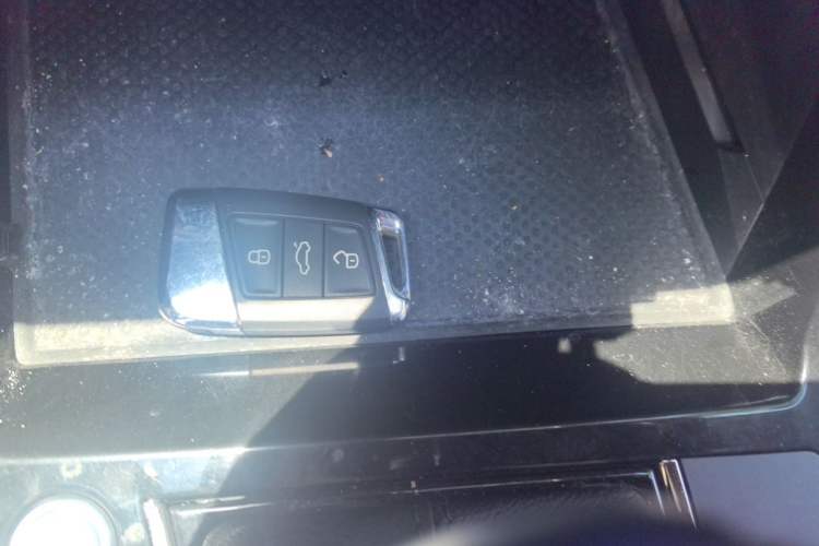 Used Volkswagen Passat 2023 330TSI Starry Elite Edition Vehicle Key