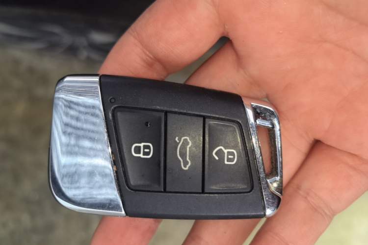 Used Volkswagen Passat 2023 330TSI Elite Edition Vehicle Key