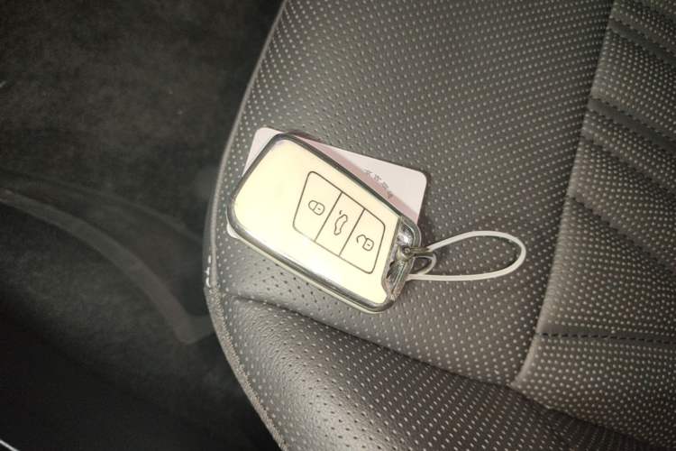 Used Volkswagen Passat 2023 Restyled 330TSI Starry Luxury Edition Vehicle Key