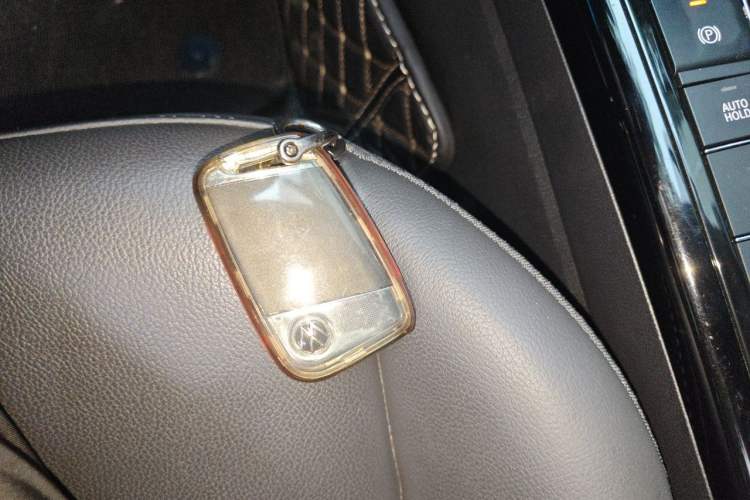 Used Volkswagen Passat 2023 330TSI Starry Elite Edition Vehicle Key