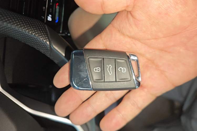 Used Volkswagen Passat 2023 Revised 330TSI Elite Edition Vehicle Key
