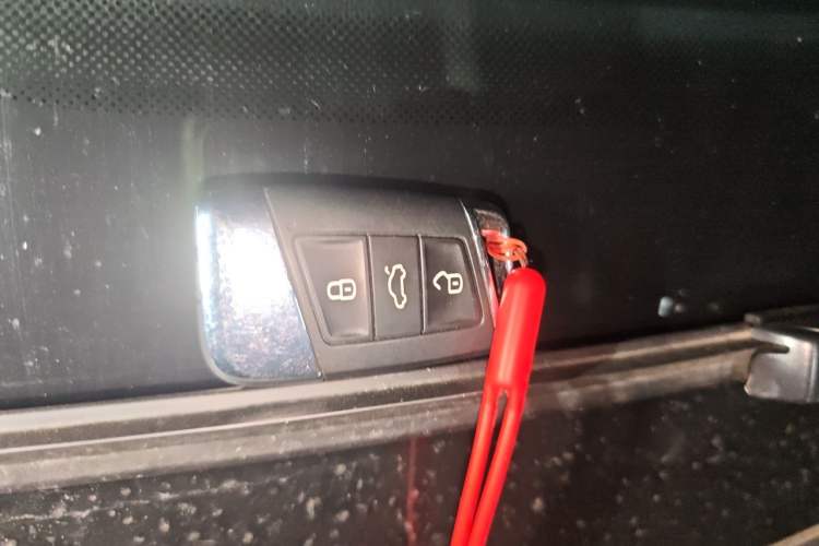 Used Volkswagen Passat 2023 330TSI Luxury Edition Vehicle Key