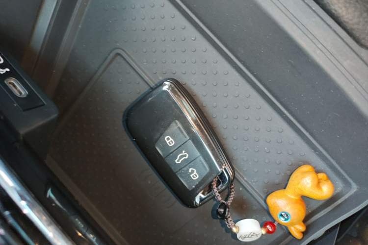 Used Volkswagen Passat 2023 Restyled 330TSI Starry Luxury Edition Vehicle Key