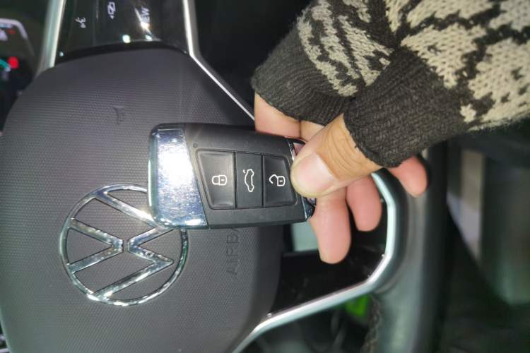 Used Volkswagen Passat 2023 330TSI Starry Luxury Edition Vehicle Key