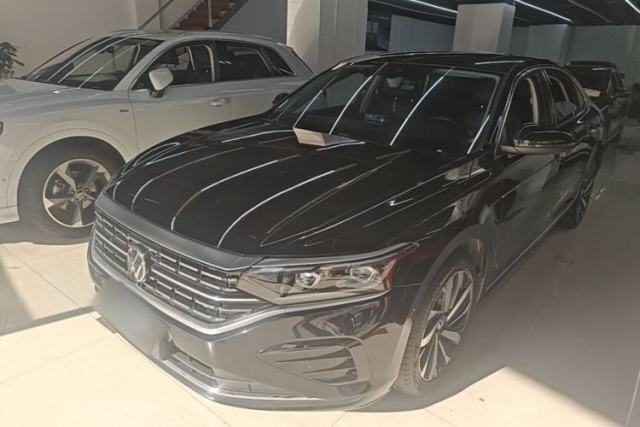Used Volkswagen Passat 2023 Facelift 330TSI Luxury Edition