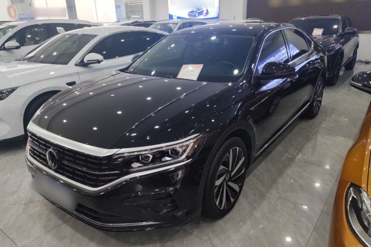Used Volkswagen Passat 2023 Facelift 330TSI Luxury Edition Guazi used car, China used car export, Used car for sale, Used  cars, Cheapest cars for sale