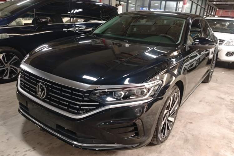Volkswagen Passat 2023 Facelift 330TSI Luxury Edition usado Guazi used car, China used car export, Used car for sale, Used  cars, Cheapest cars for sale