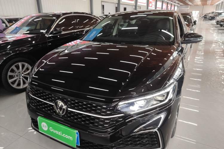 Used Volkswagen Passat 2023 330TSI Starry Luxury Edition Guazi used car, China used car export, Used car for sale, Used  cars, Cheapest cars for sale