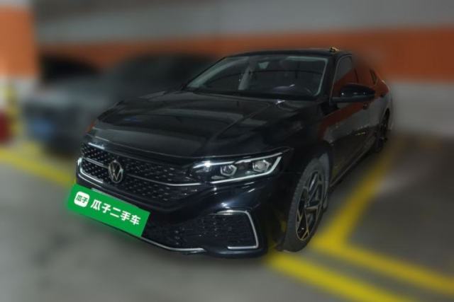 Used Volkswagen Passat 2023 330TSI Starry Luxury Edition