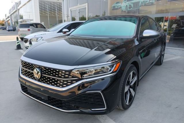 Used Volkswagen Passat 2023 Restyled 330TSI Starry Luxury Edition
