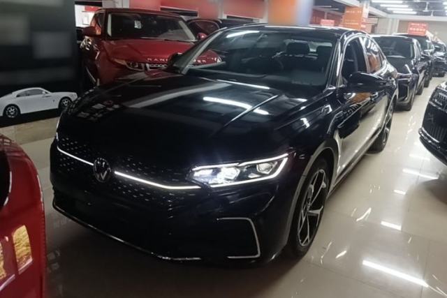 Used Volkswagen Passat 2023 Restyled 330TSI Starry Luxury Edition