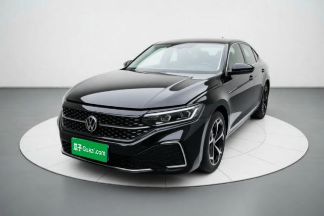 Used Volkswagen Passat 2023 330TSI Starry Luxury Edition
