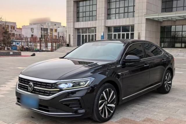 Used Volkswagen Passat 2023 Revised 380TSI Luxury Edition