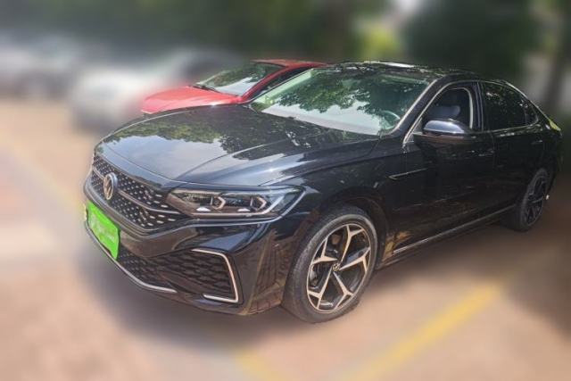 Used Volkswagen Passat 2023 330TSI Starry Luxury Edition