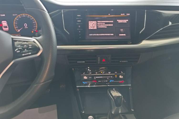 Used Volkswagen Passat 2023 Revised 330TSI Elite Edition Audio And AC Panel