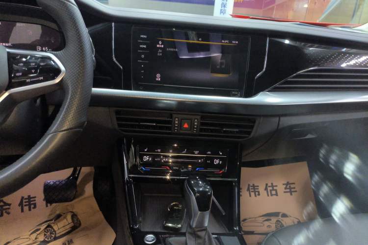 Used Volkswagen Passat 2023 Revised 330TSI Elite Edition Audio And AC Panel