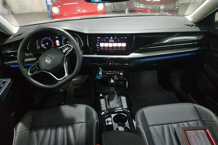 Used Volkswagen Passat 2023 330TSI Starry Luxury Edition Center Console