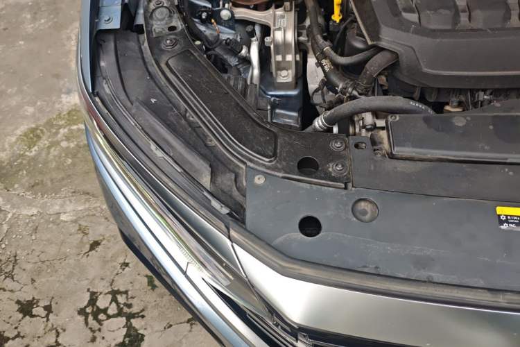 Used Volkswagen Passat 2023 Revised 330TSI Elite Edition Engine Bay Right