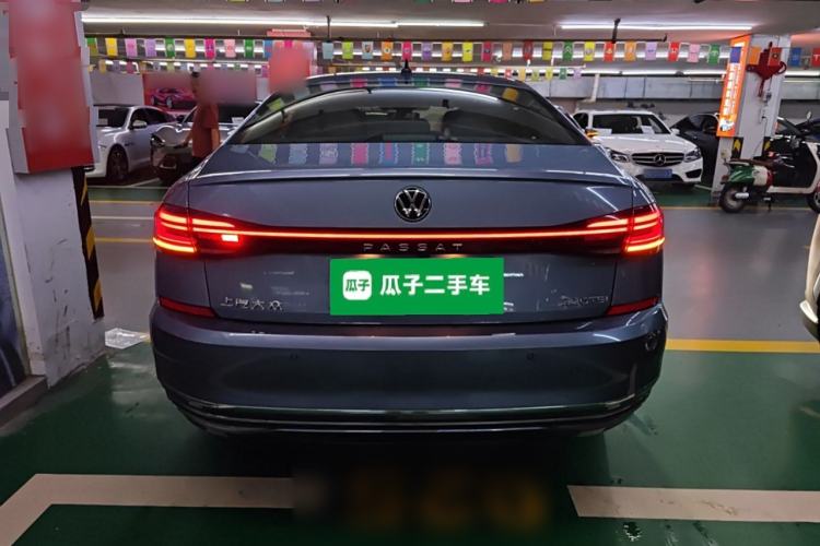 Used Volkswagen Passat 2023 330TSI Starry Luxury Edition Exterior 2