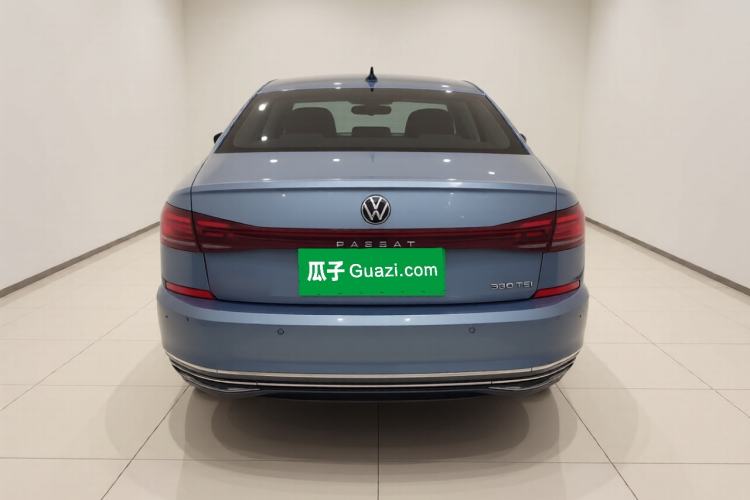 Used Volkswagen Passat 2023 330TSI Starry Luxury Edition Exterior 4