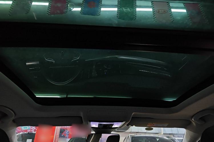 Used Volkswagen Passat 2023 330TSI Starry Luxury Edition Headliner