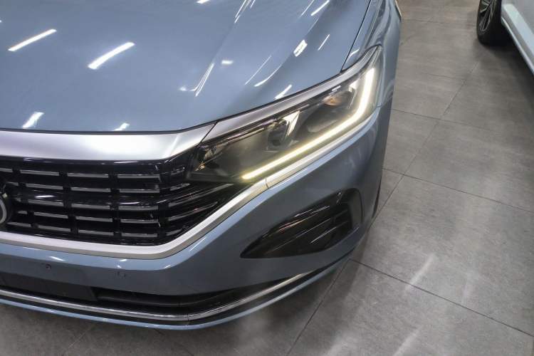 Used Volkswagen Passat 2023 Revised 330TSI Elite Edition Left Front Headlight