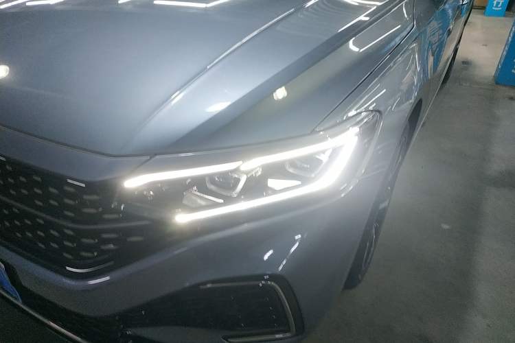Used Volkswagen Passat 2023 330TSI Starry Luxury Edition Left Front Headlight