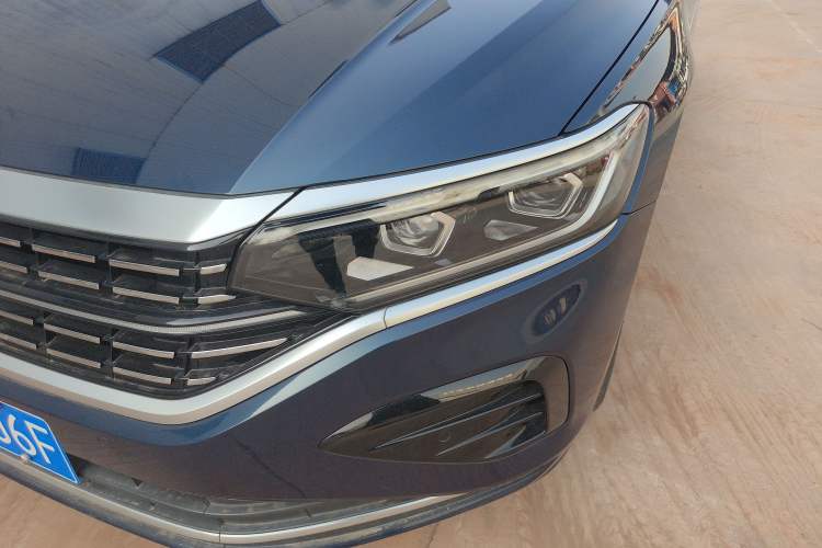 Used Volkswagen Passat 2023 Revised Version 380TSI Flagship Edition Left Front Headlight