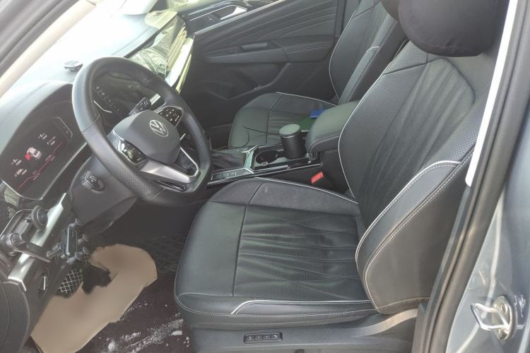 Used Volkswagen Passat 2023 330TSI Starry Luxury Edition Left Front Seat
