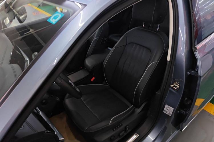 Used Volkswagen Passat 2023 330TSI Starry Luxury Edition Left Front Seat