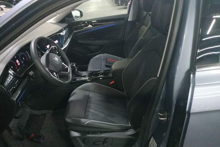 Used Volkswagen Passat 2023 330TSI Starry Luxury Edition Left Front Seat