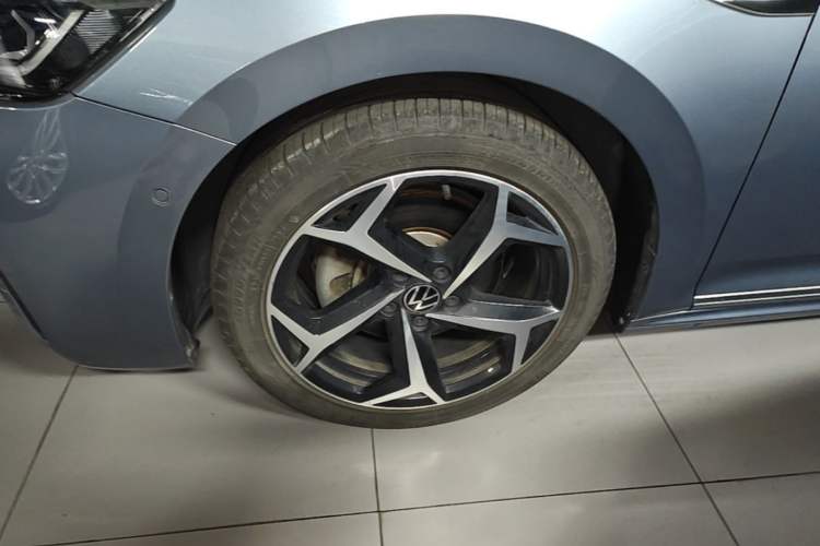 Used Volkswagen Passat 2023 Restyled 330TSI Starry Luxury Edition Left Front Wheel Hub