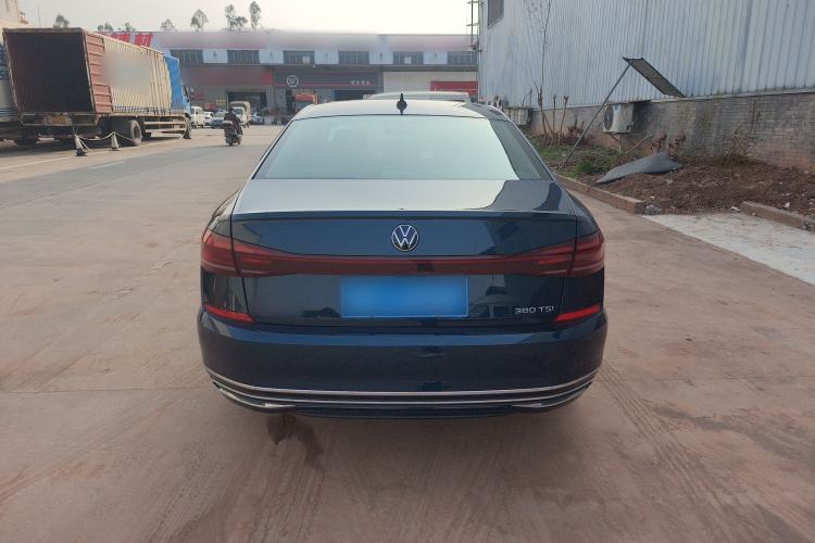 Used Volkswagen Passat 2023 Revised Version 380TSI Flagship Edition Rear