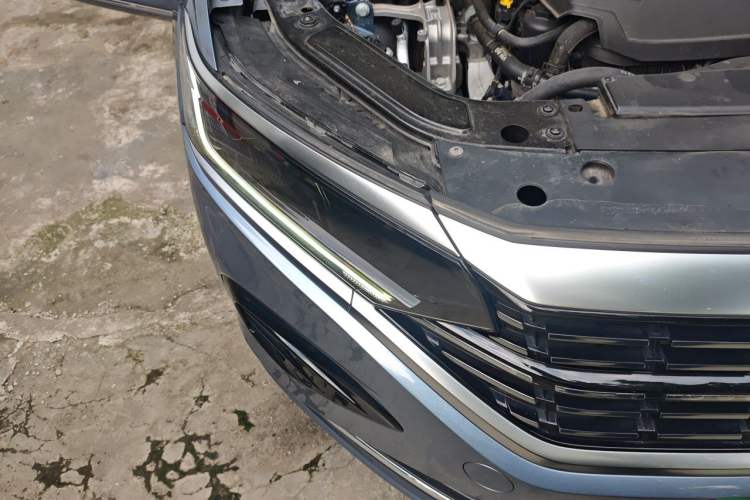 Used Volkswagen Passat 2023 Revised 330TSI Elite Edition Right Front Headlight