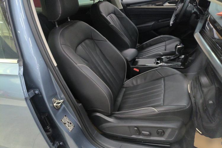 Used Volkswagen Passat 2023 Revised 330TSI Elite Edition Right Front Seat
