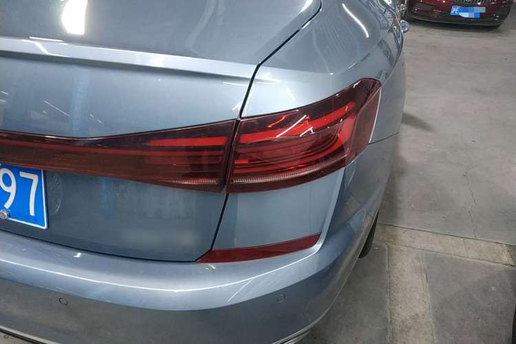 Used Volkswagen Passat 2023 330TSI Starry Luxury Edition Right Rear Taillight