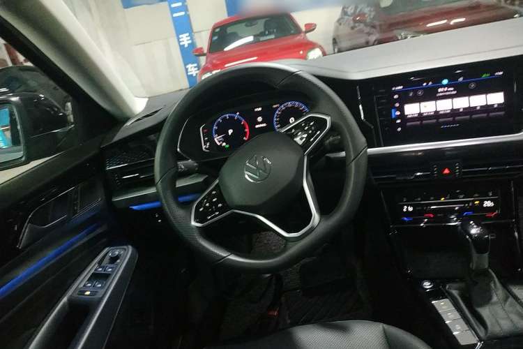 Used Volkswagen Passat 2023 330TSI Starry Luxury Edition Steering Wheel