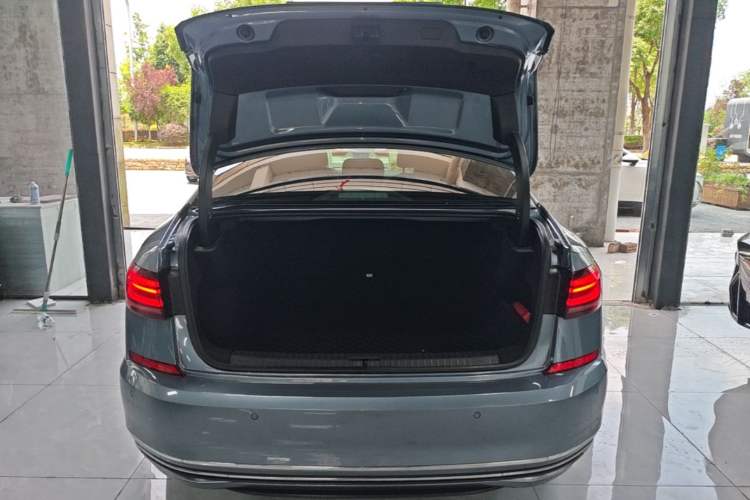 Used Volkswagen Passat 2023 Revised 330TSI Elite Edition Trunk