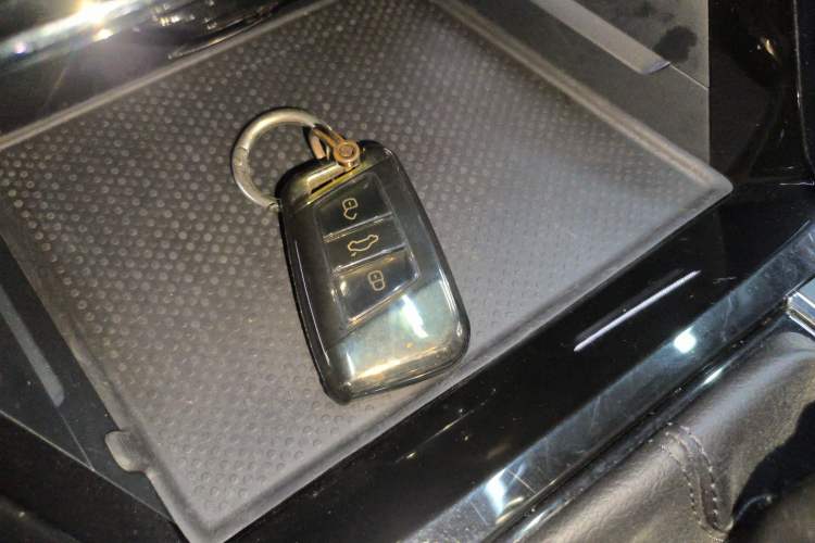 Used Volkswagen Passat 2023 Revised 330TSI Elite Edition Vehicle Key