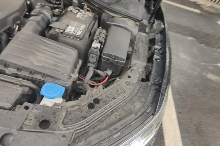 Used Volkswagen Passat 2023 Revised 330TSI Elite Edition Engine Bay Left