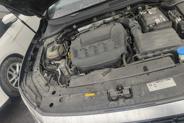 Used Volkswagen Passat 2023 Revised 330TSI Elite Edition Engine Bay Right