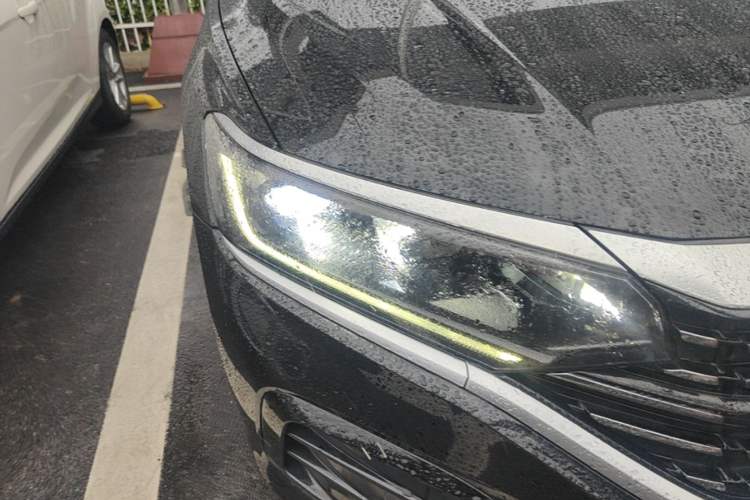 Used Volkswagen Passat 2023 Revised 330TSI Elite Edition Right Front Headlight
