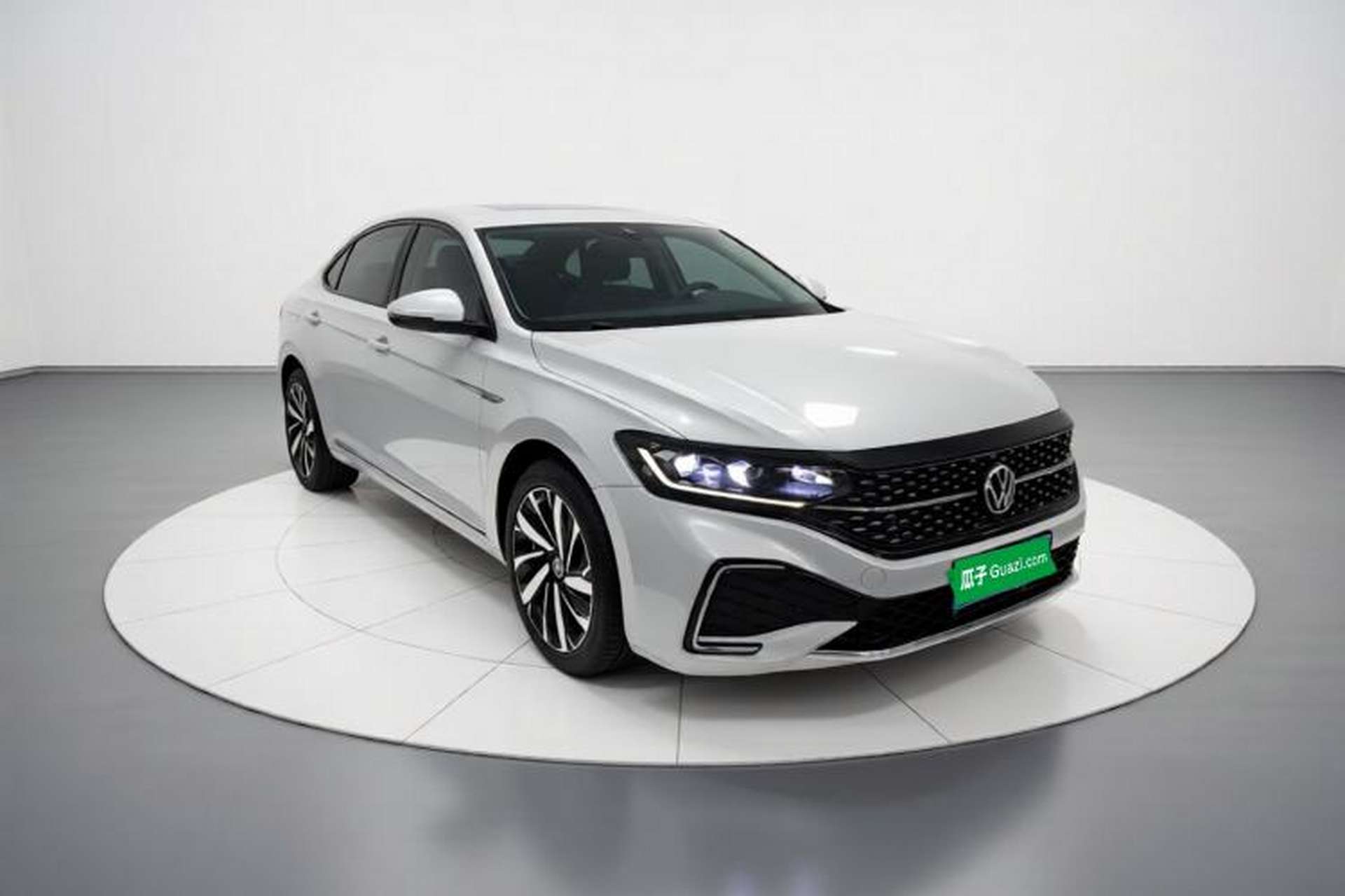 Used Volkswagen Passat 2023 330TSI Starry Elite Edition Exterior 1